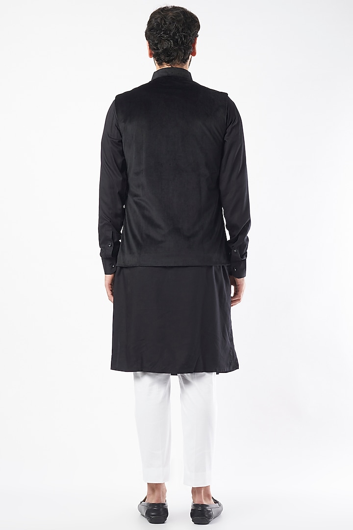 Black Velvet Bundi Jacket Set by Nero By Shaifali & Satya at Pernia's Pop Up Shop