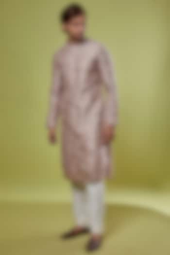 Misty Rose Silk Embroidered Kurta Set by Nero by Shaifali & Satya