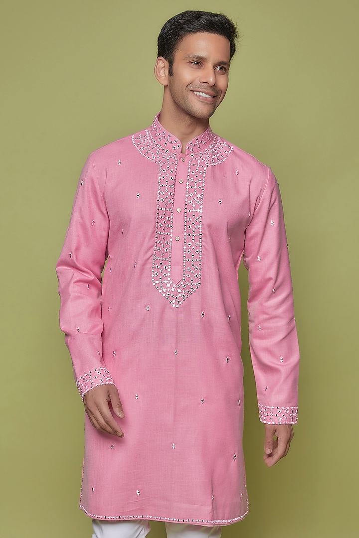 Pink Silk Embroidered Kurta Set by Nero By Shaifali & Satya at Pernia's Pop Up Shop