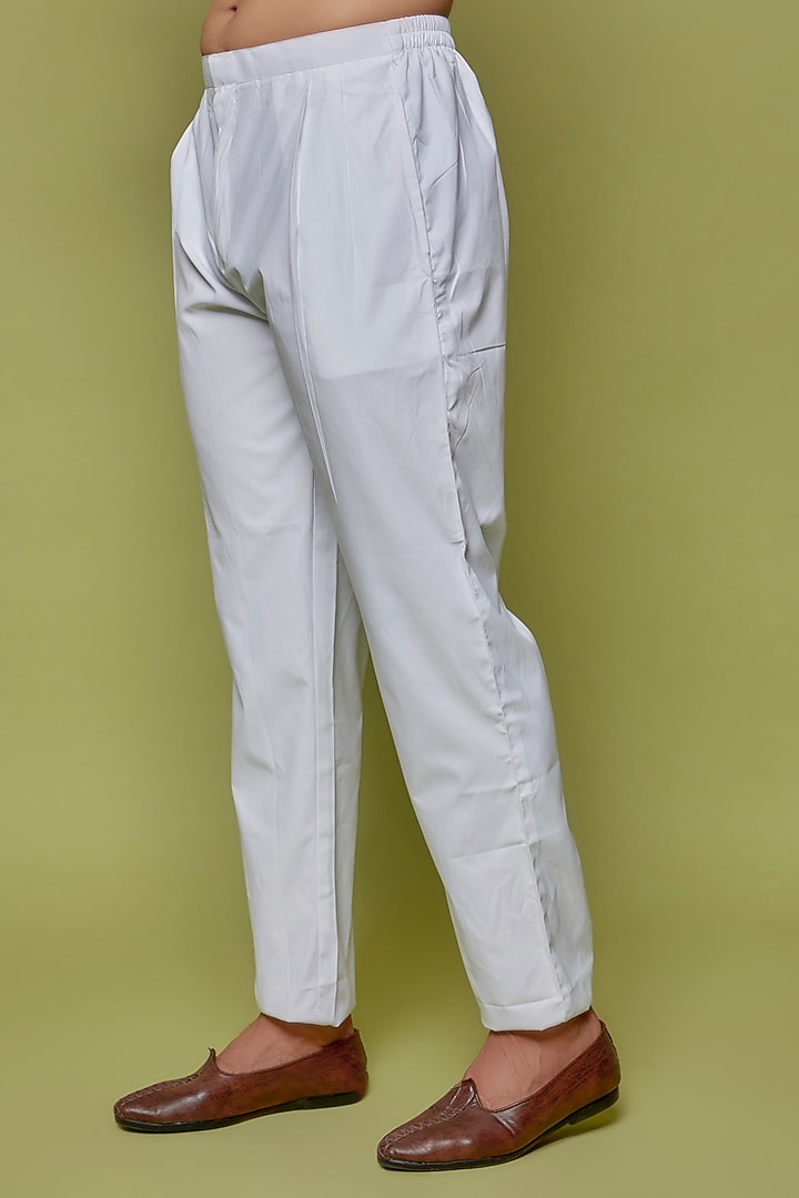 Violet Linen Embroidered Kurta Set by Nero By Shaifali & Satya at Pernia's Pop Up Shop