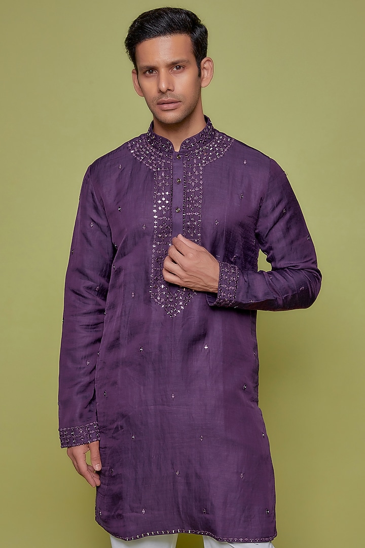 Violet Linen Embroidered Kurta Set by Nero By Shaifali & Satya at Pernia's Pop Up Shop