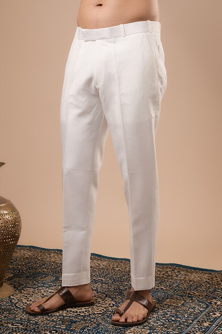 White Lucknowi Wedding Indowestern Set by Nero by Shaifali & Satya at Pernia's Pop Up Shop