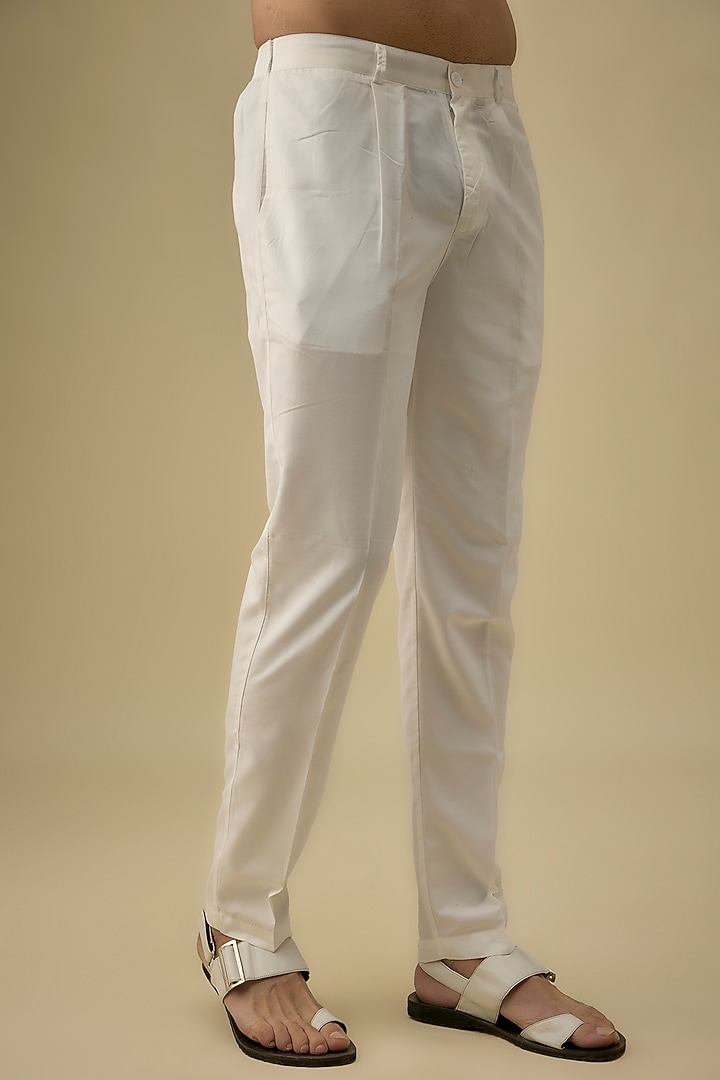 Grey Silk Thread Work Kurta Set by Nero by Shaifali & Satya at Pernia's Pop Up Shop