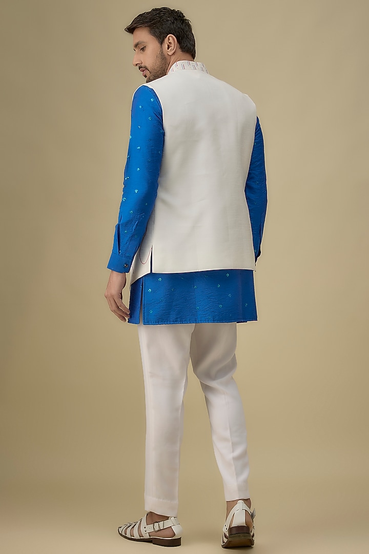 White Silk Thread Work Bundi Jacket Set by Nero by Shaifali & Satya at Pernia's Pop Up Shop