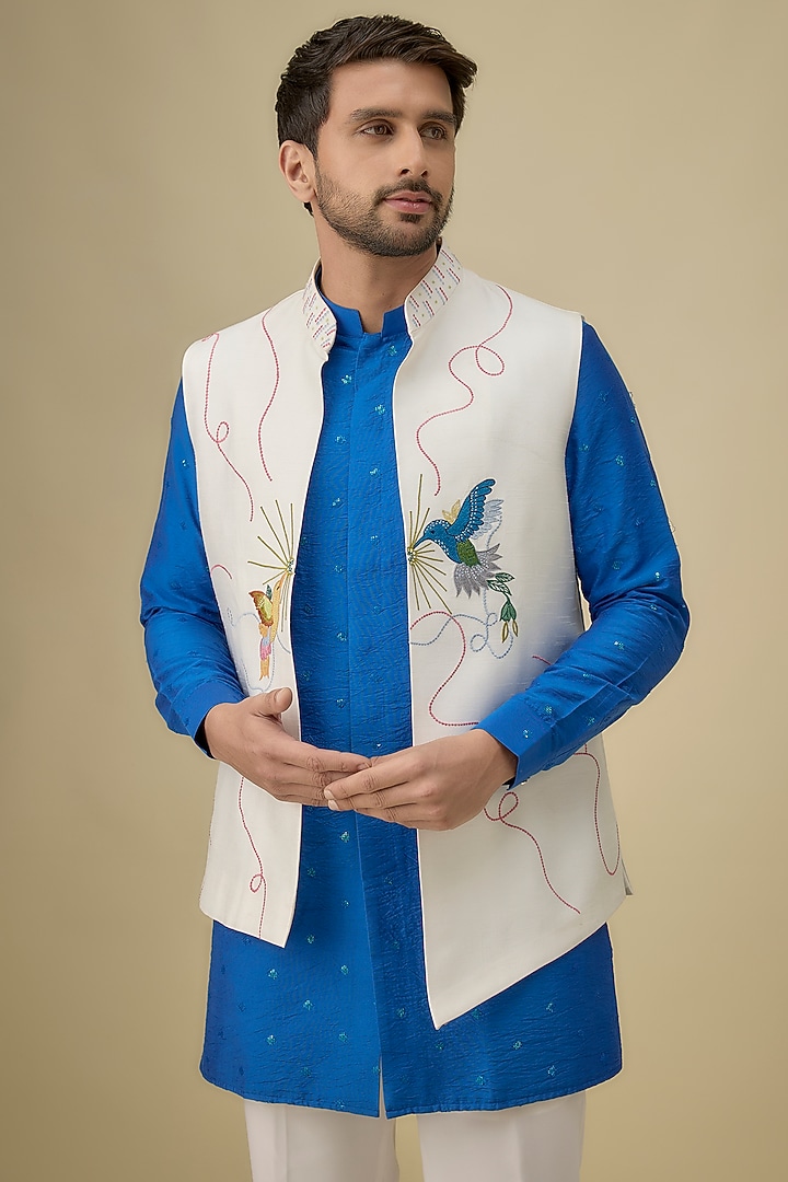 White Silk Thread Work Bundi Jacket Set by Nero by Shaifali & Satya at Pernia's Pop Up Shop
