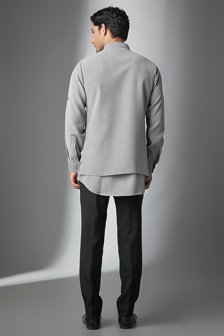 Grey Boomario Fabric Handwork Bundi Jacket Set by Nero by Shaifali & Satya at Pernia's Pop Up Shop