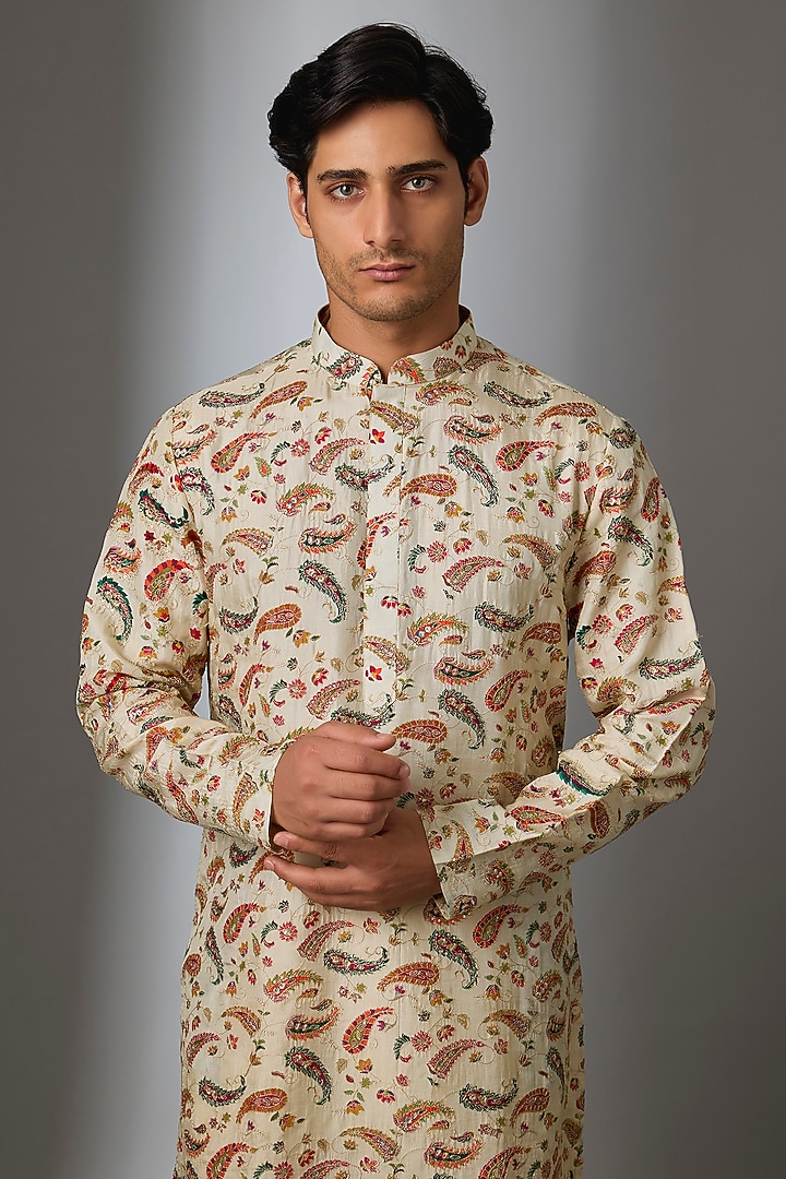 Ivory Silk Paisley Printed Kurta Set by Nero by Shaifali & Satya at Pernia's Pop Up Shop