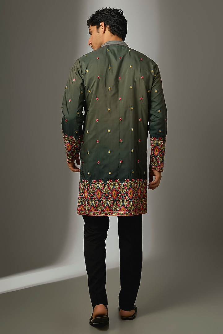 Green Silk Threadwork Kurta Set by Nero by Shaifali & Satya at Pernia's Pop Up Shop