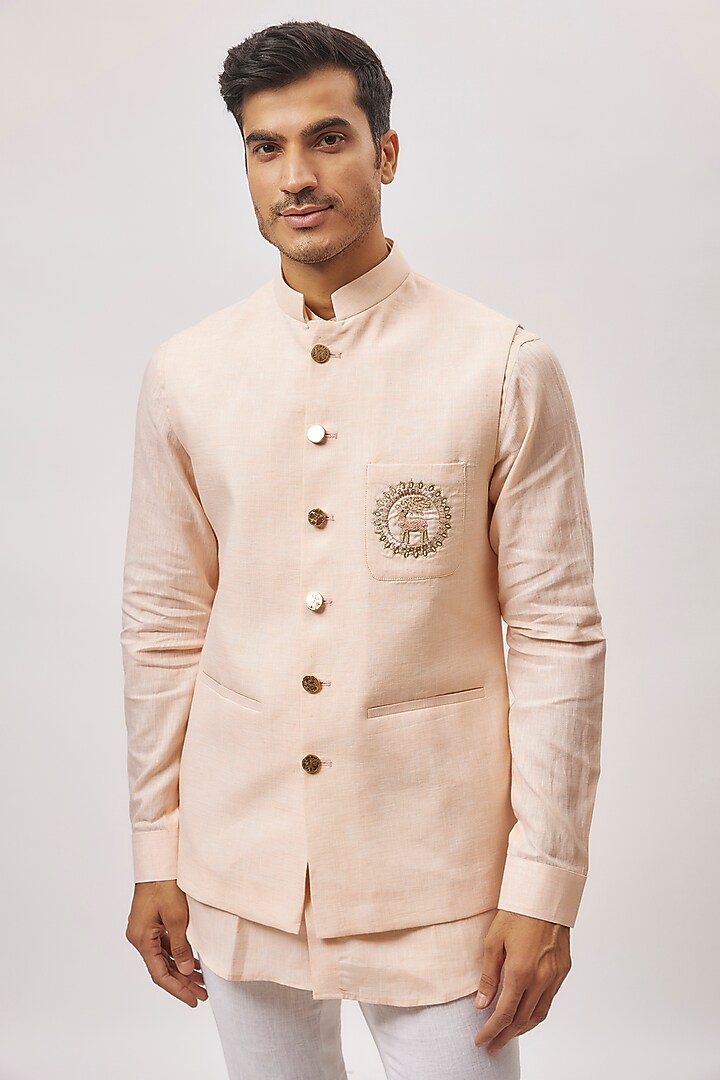Peach Linen hand Embroidered Bundi Jacket Set by Nero By Shaifali & Satya at Pernia's Pop Up Shop