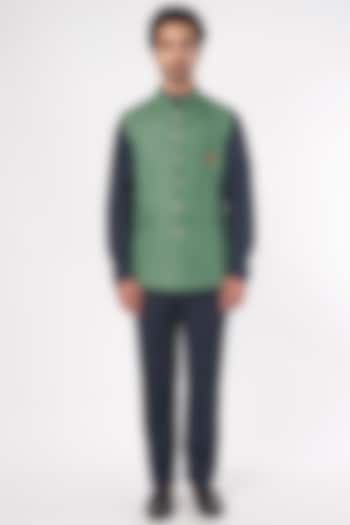 Green Matka Silk Bundi Jacket Set by Nero by Shaifali & Satya