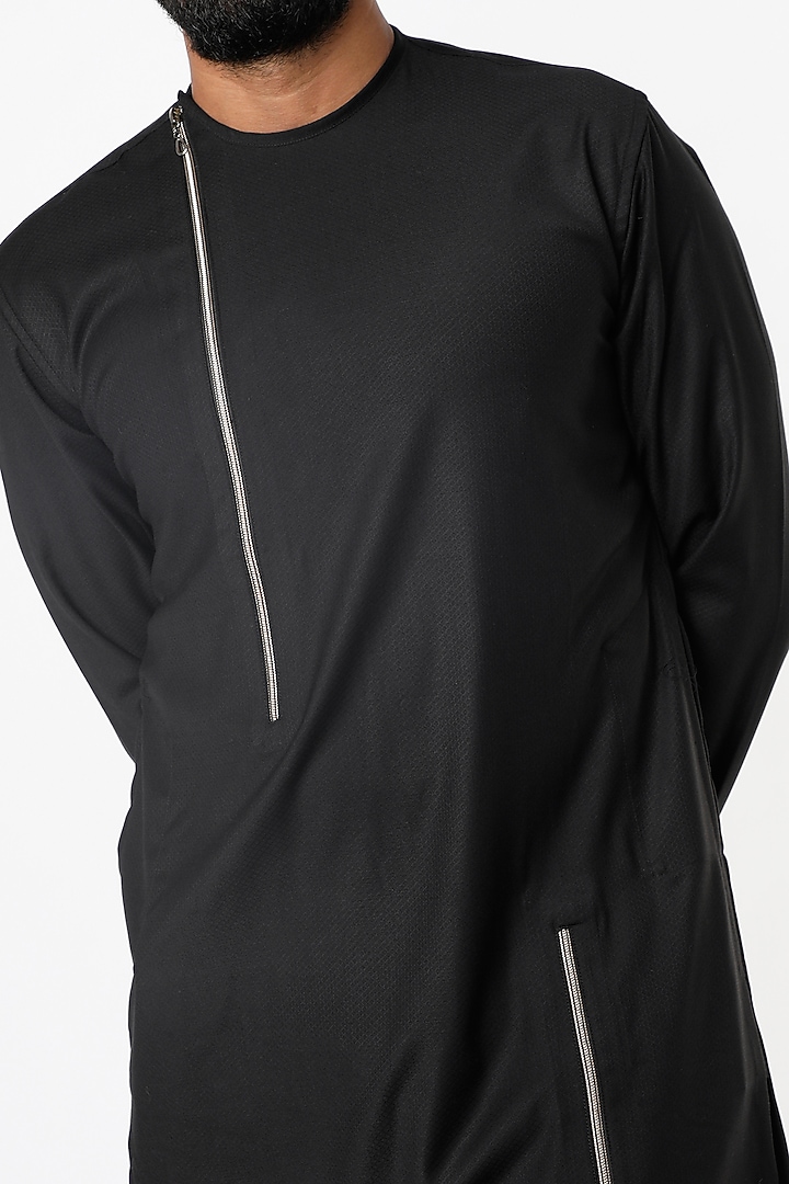 Black Handloom Linen Silk Kurta by Nero by Shaifali & Satya at Pernia's Pop Up Shop