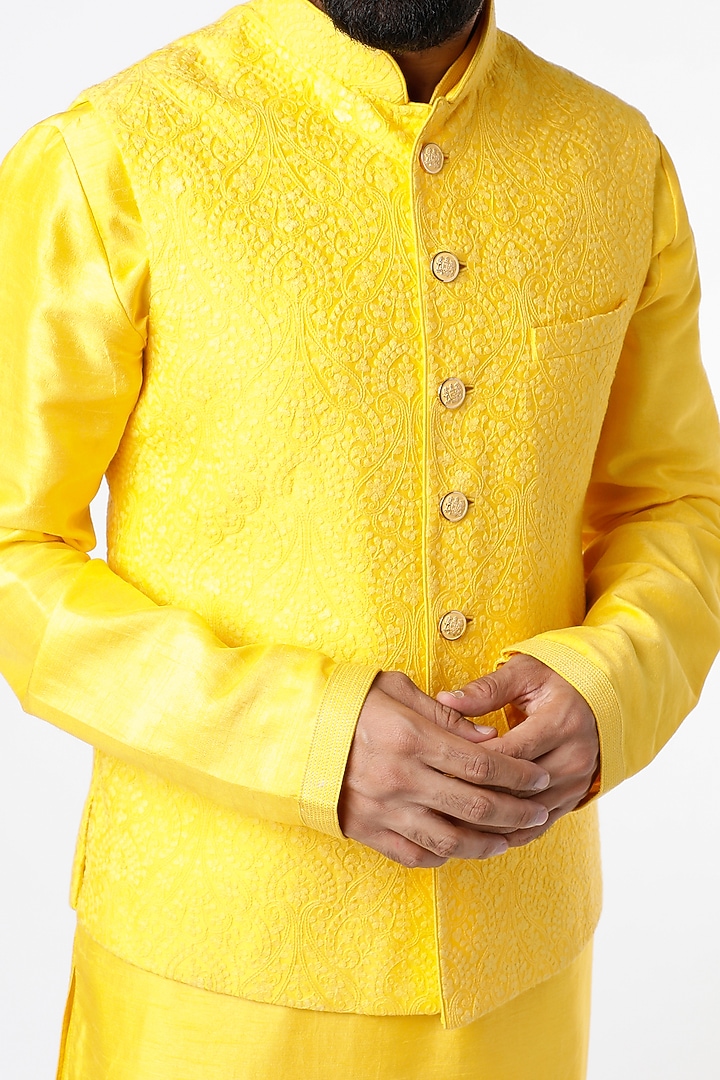 Yellow Cotton Embroidered Bundi Jacket Set by Nero by Shaifali & Satya at Pernia's Pop Up Shop