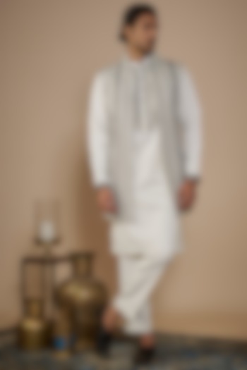 White Silk Thread Embroidered Bundi Jacket Set by Nero by Shaifali & Satya at Pernia's Pop Up Shop