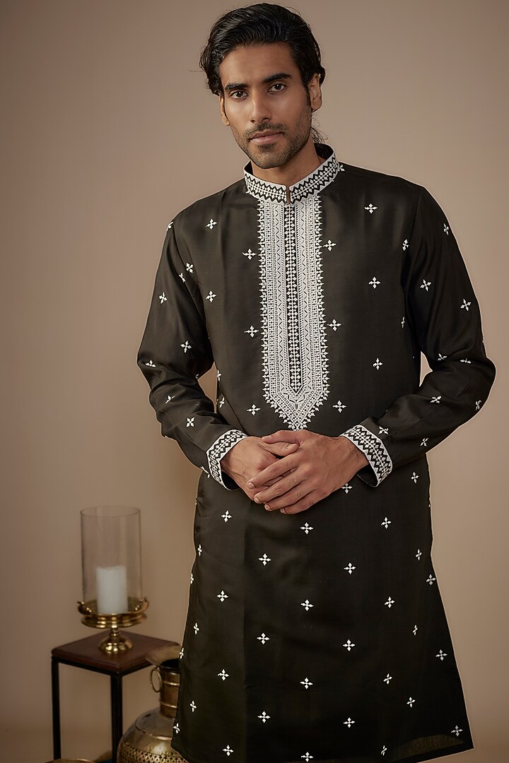 Black Cotton Silk Thread Embroidered Kurta Set by Nero by Shaifali & Satya at Pernia's Pop Up Shop