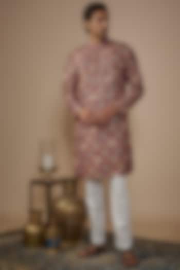 Pink Jacquard Patola Kurta Set by Nero by Shaifali & Satya at Pernia's Pop Up Shop