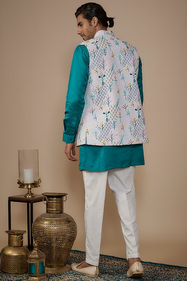 White Silk Thread Embroidered Bundi Jacket Set by Nero by Shaifali & Satya at Pernia's Pop Up Shop