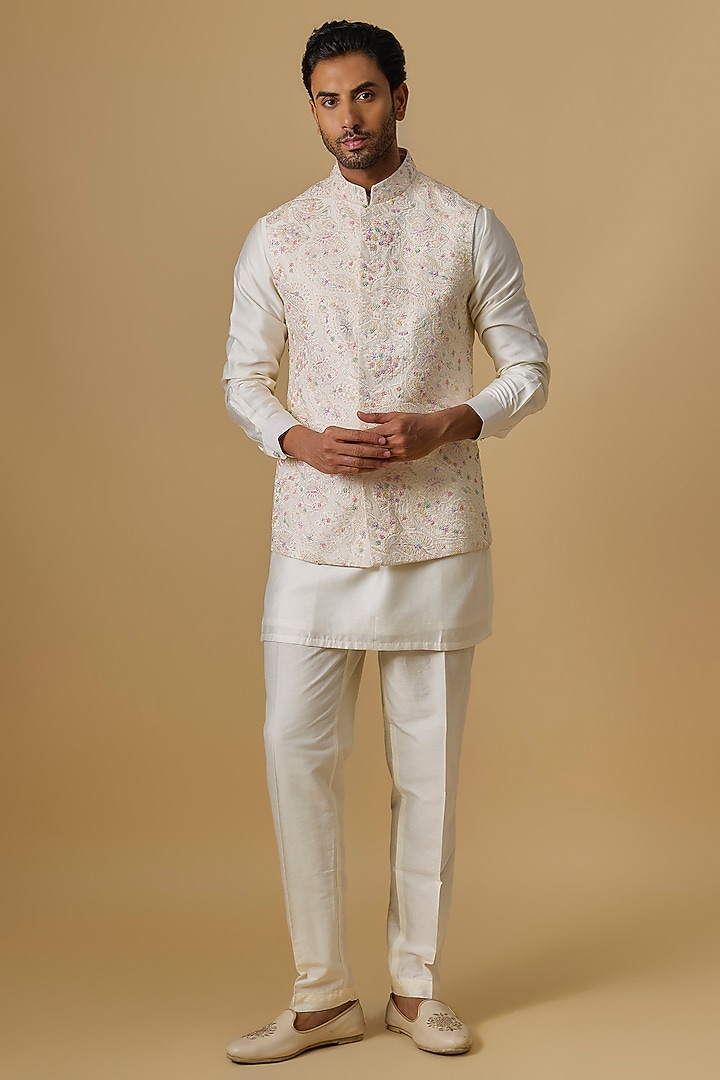 Ivory Lucknowi Hand Embroidered Bundi Jacket Set by Nero By Shaifali & Satya
