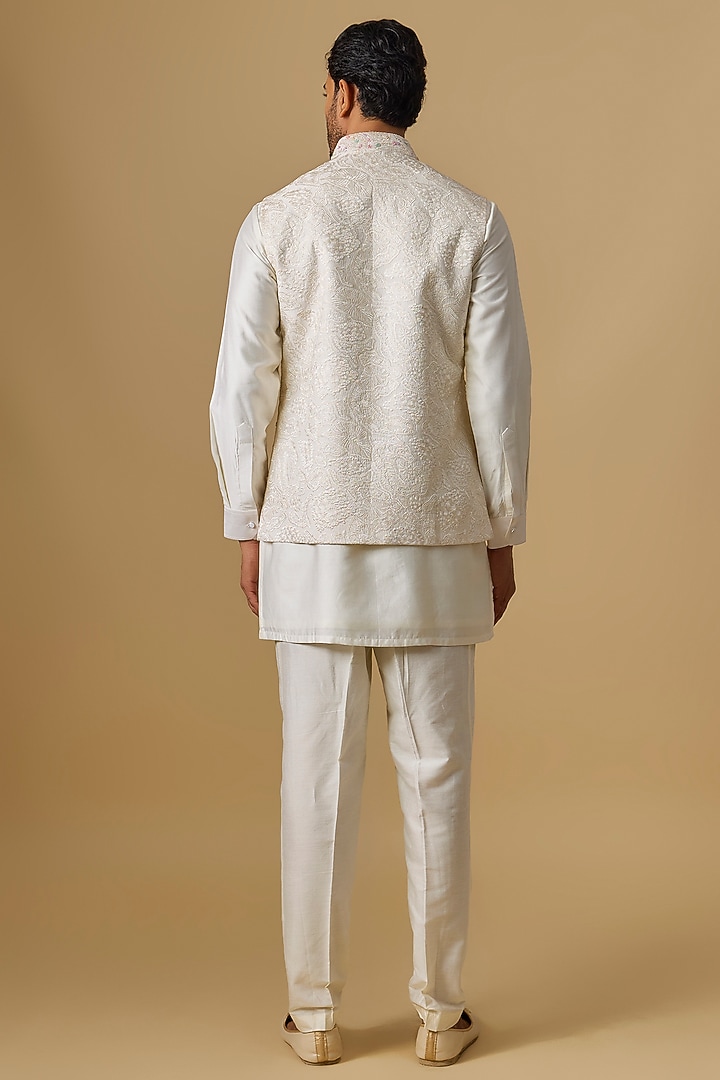 Ivory Lucknowi Hand Embroidered Bundi Jacket Set by Nero by Shaifali & Satya at Pernia's Pop Up Shop