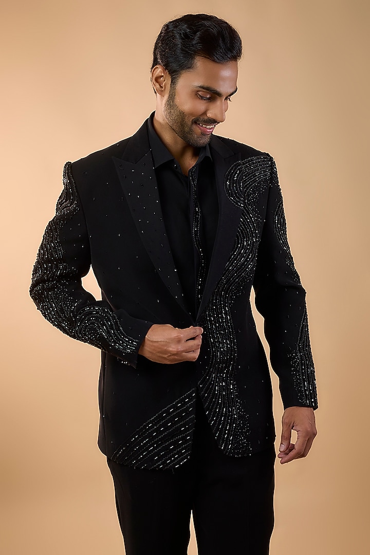 Black Boomario Fabric Thread Handwork Blazer Set by Nero by Shaifali & Satya at Pernia's Pop Up Shop