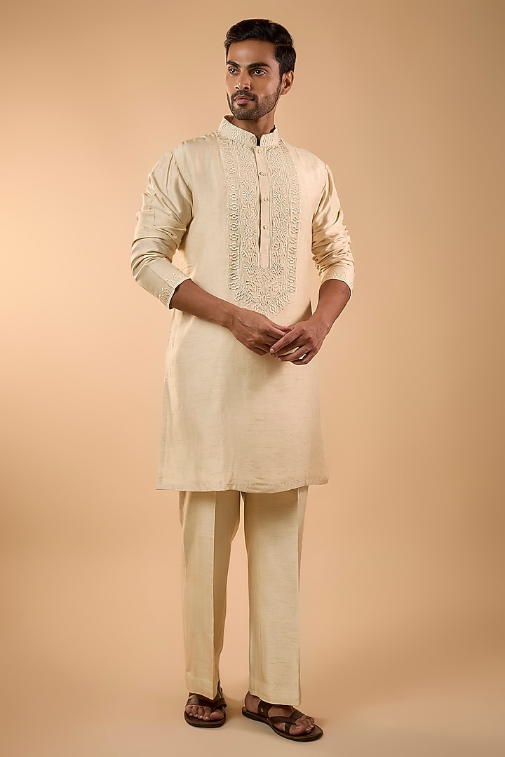 Cream Silk Hand Embroidered Kurta Set by Nero by Shaifali & Satya at Pernia's Pop Up Shop