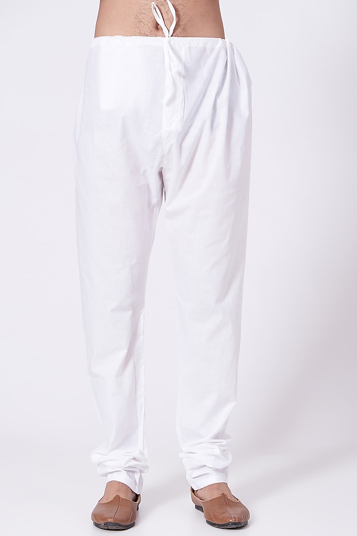 White Silk Machine Embroidered Bundi Jacket Set by Nero by Shaifali & Satya at Pernia's Pop Up Shop