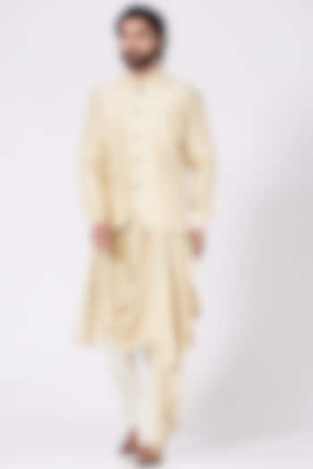 Light Golden Kurta Set With Bundi Jacket by Nero by Shaifali & Satya