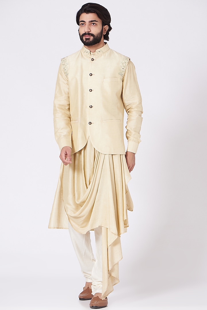 Light Golden Kurta Set With Bundi Jacket by Nero by Shaifali & Satya