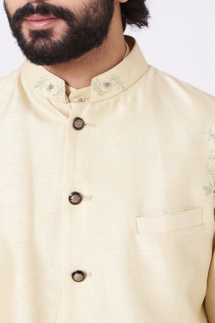 Light Golden Silk Machine Embroidered Bundi Jacket Set by Nero By Shaifali & Satya at Pernia's Pop Up Shop