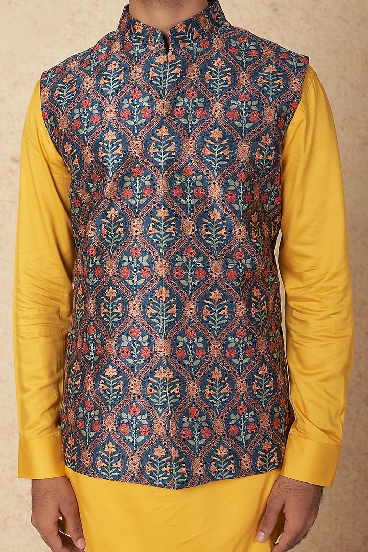 Navy Blue Silk Printed Bundi Jacket Set by Nero By Shaifali & Satya at Pernia's Pop Up Shop