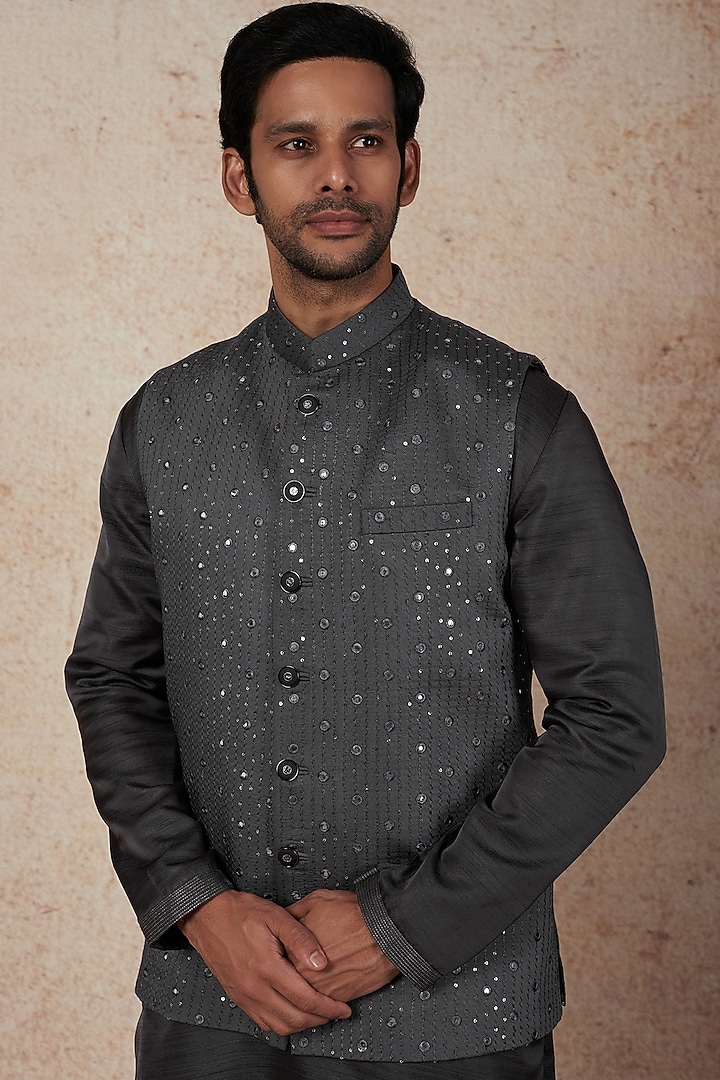 Grey Silk Bundi Jacket With Kurta Set by Nero by Shaifali & Satya at Pernia's Pop Up Shop
