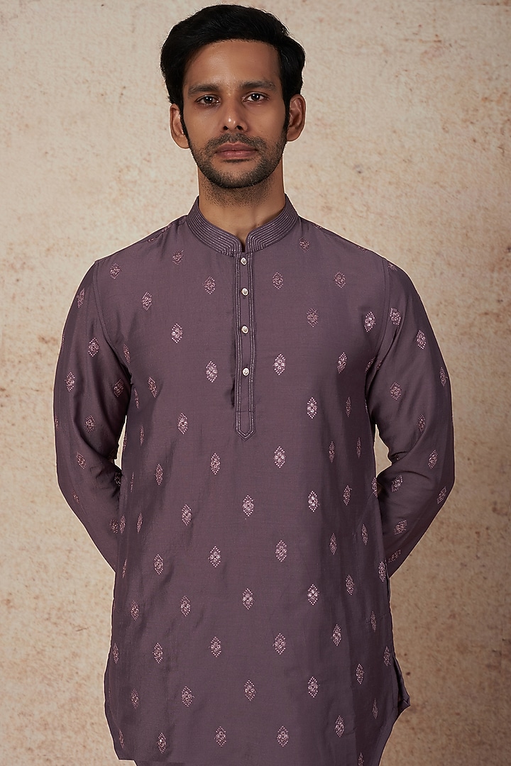 Mauve Silk Embroidered Kurta Set by Nero by Shaifali & Satya at Pernia's Pop Up Shop