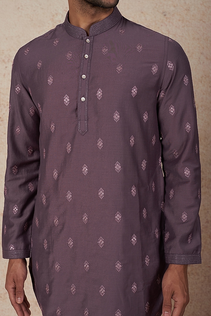 Mauve Silk Embroidered Kurta Set by Nero by Shaifali & Satya at Pernia's Pop Up Shop