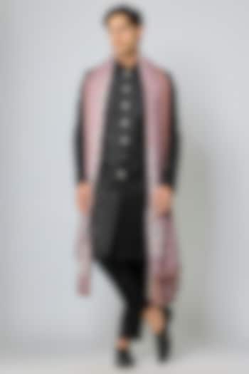 Black Linen Threadwork Kurta Set by Nero By Shaifali & Satya at Pernia's Pop Up Shop