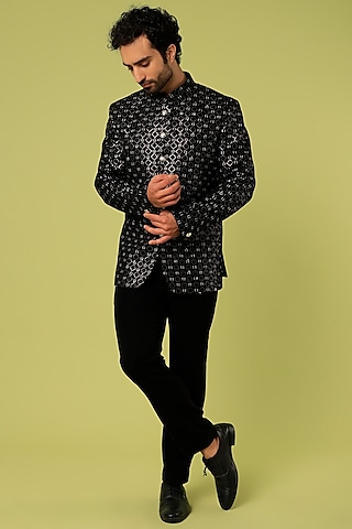 Black Embroidered Jodhpuri Set by Nero by Shaifali & Satya