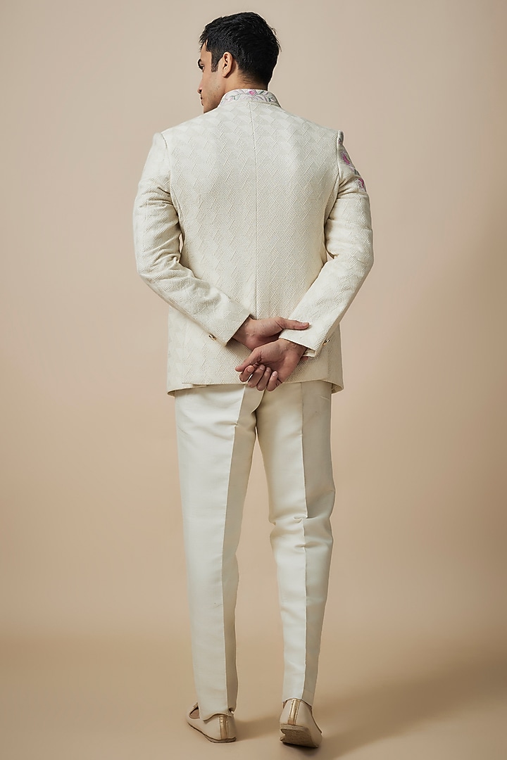 Ivory Lucknowi Threadwork Jodhpuri Set by Nero By Shaifali & Satya at Pernia's Pop Up Shop