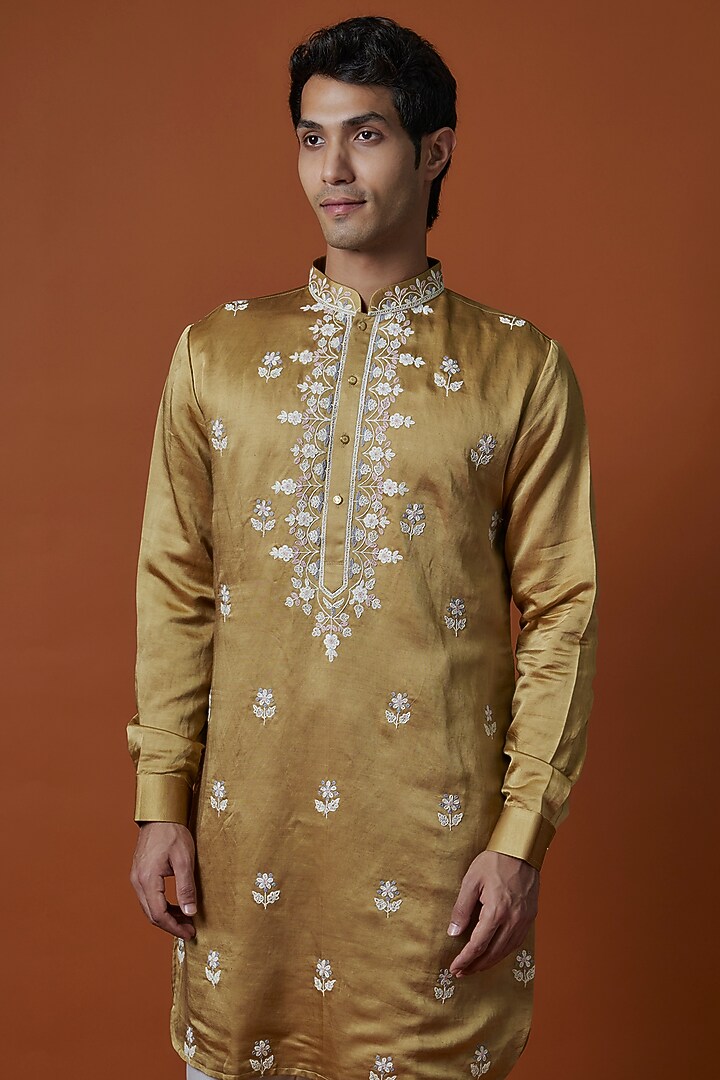 Gold Silk Thread Hand Embroidered Kurta Set by Nero by Shaifali & Satya at Pernia's Pop Up Shop