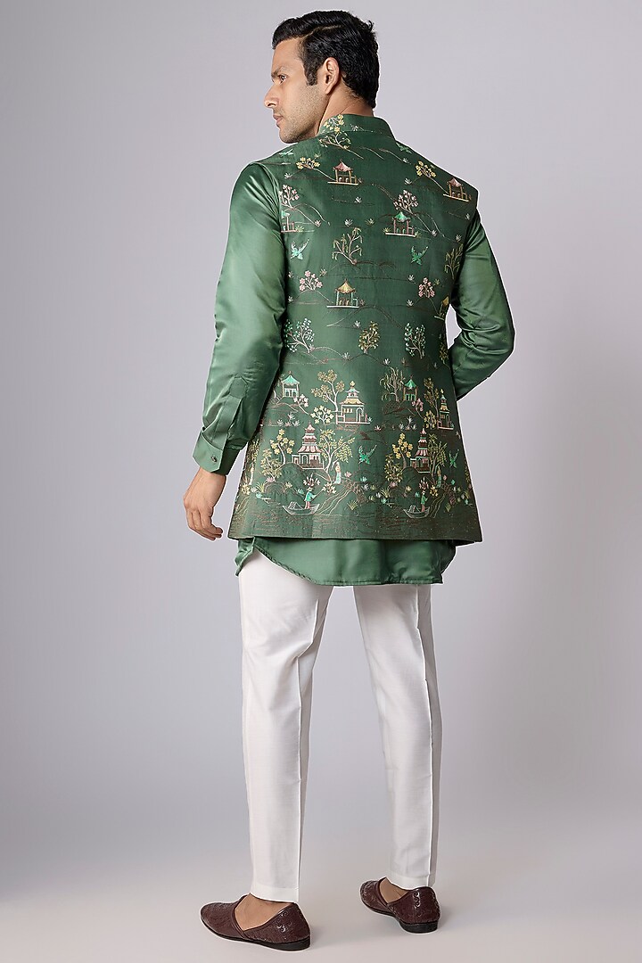 Green Silk Thread Work Open Bundi Jacket Set by Nero By Shaifali & Satya at Pernia's Pop Up Shop