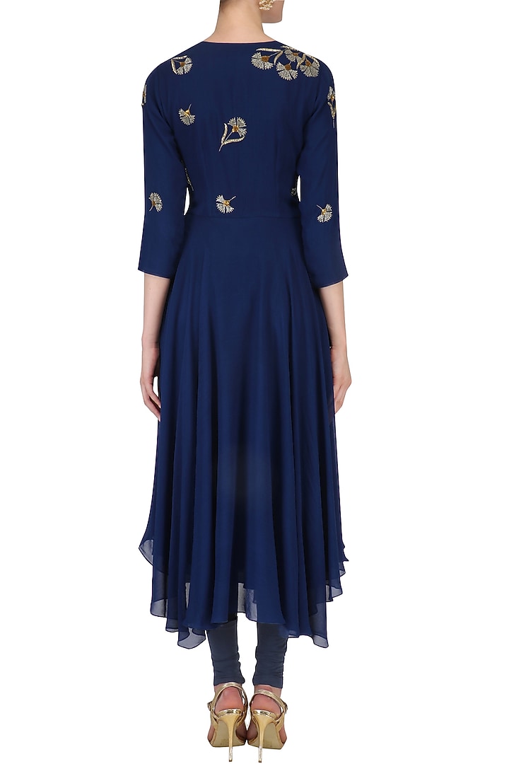 Cobalt blue beaded carnation kerchief hem kurta set available only at Pernia's Pop Up Shop.
