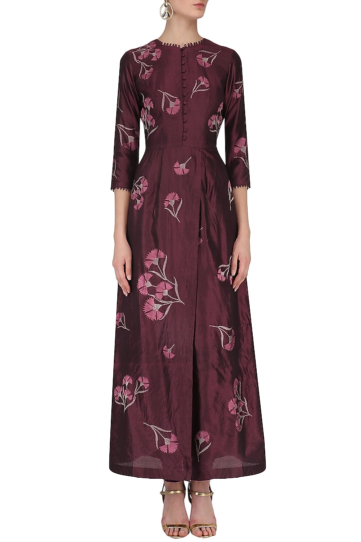 Maroon overlap panel traced carnation kurta available only at Pernia's Pop Up Shop.