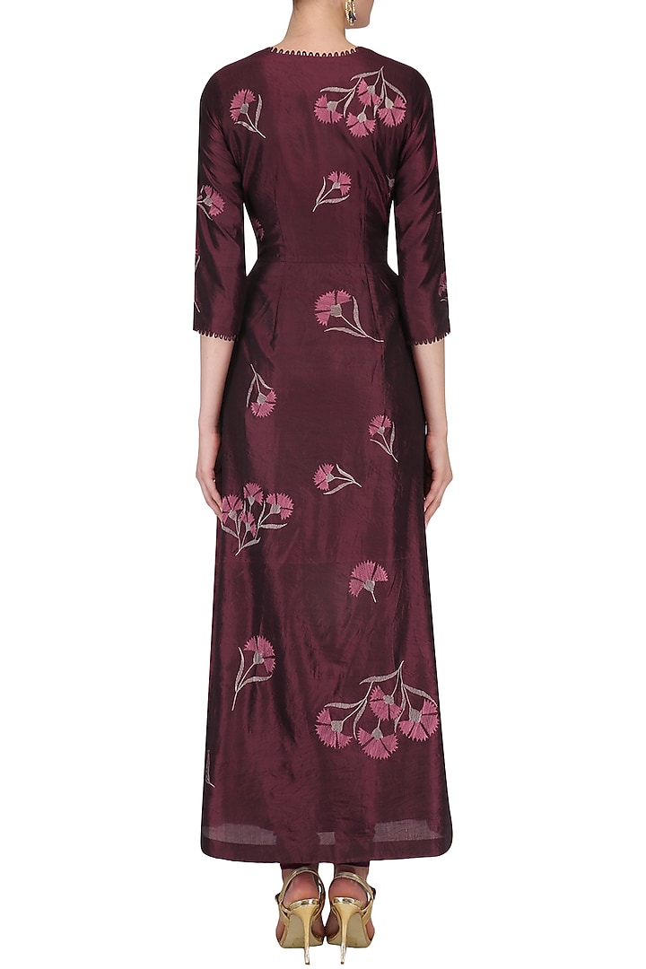 Maroon overlap panel traced carnation kurta available only at Pernia's Pop Up Shop.