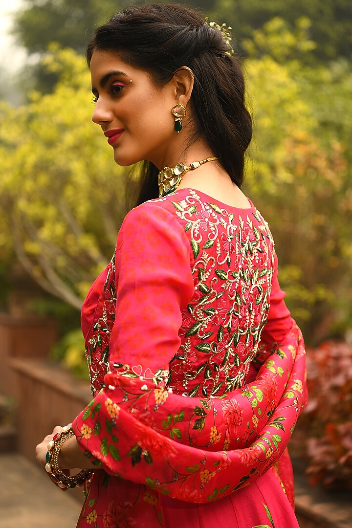 Reddish-Pink Floral Printed Wedding Lehenga Set by Neha Chopra Tandon at Pernia's Pop Up Shop