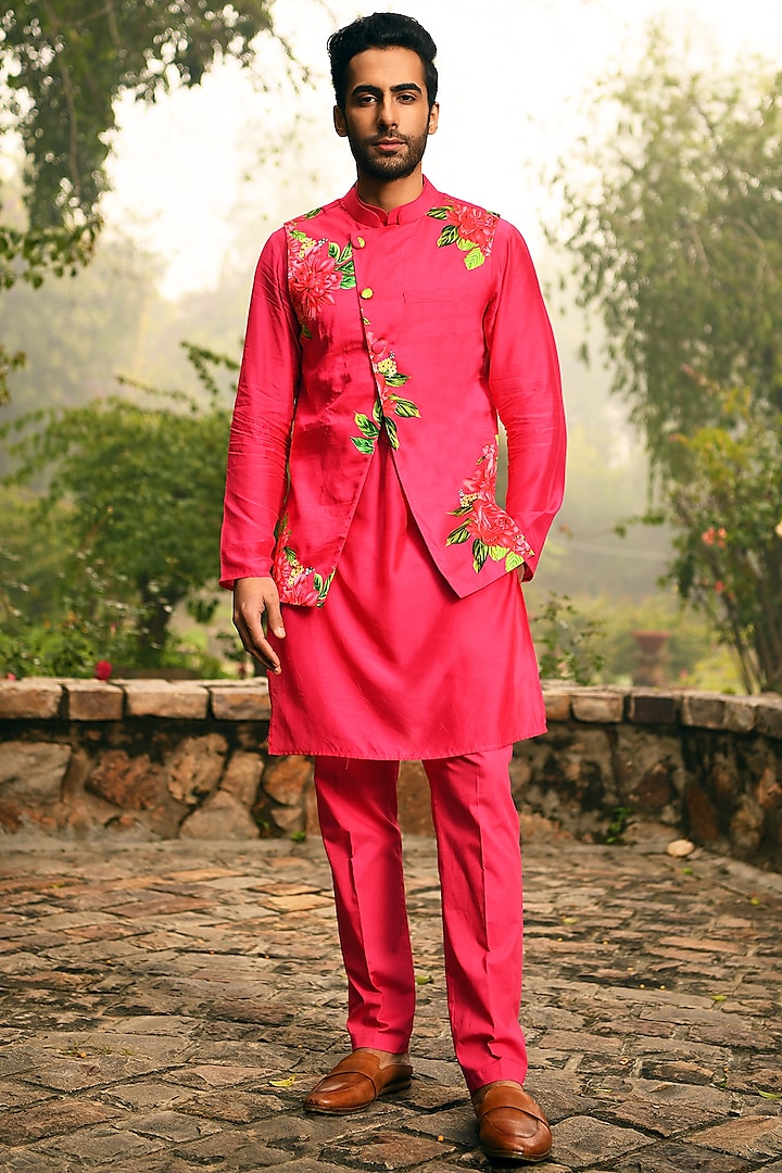 Reddish-Pink Floral Printed Nehru Jacket With Kurta Set by Neha Chopra Tandon Men