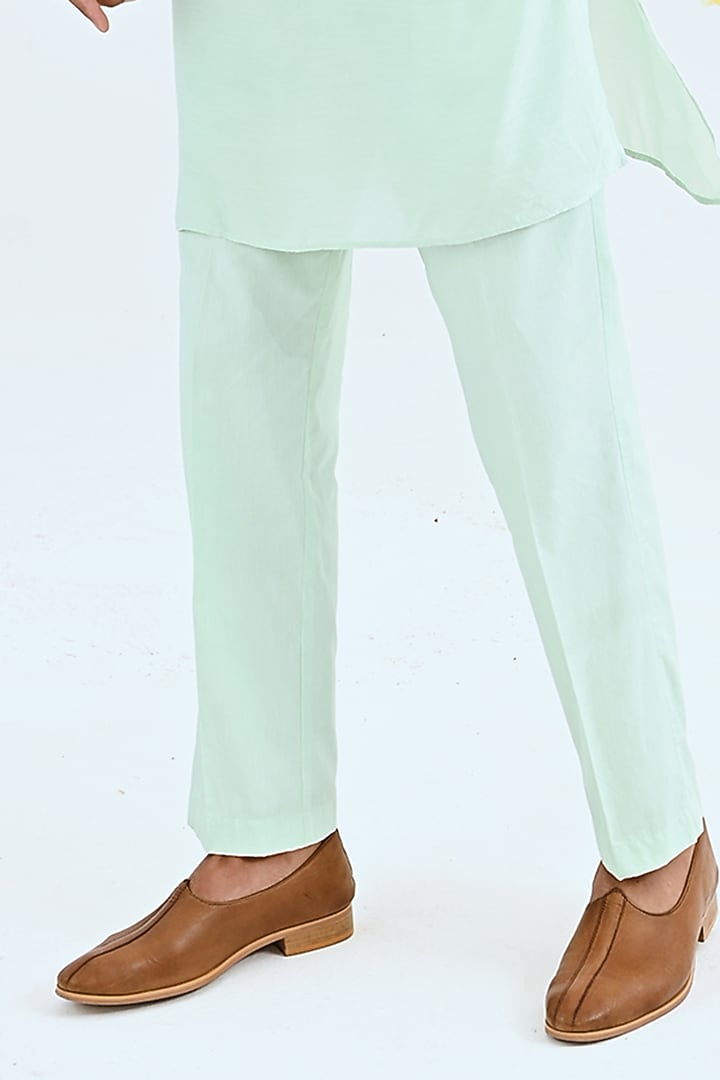 Light Blue Printed Kurta Set by Neha Chopra Tandon Men at Pernia's Pop Up Shop
