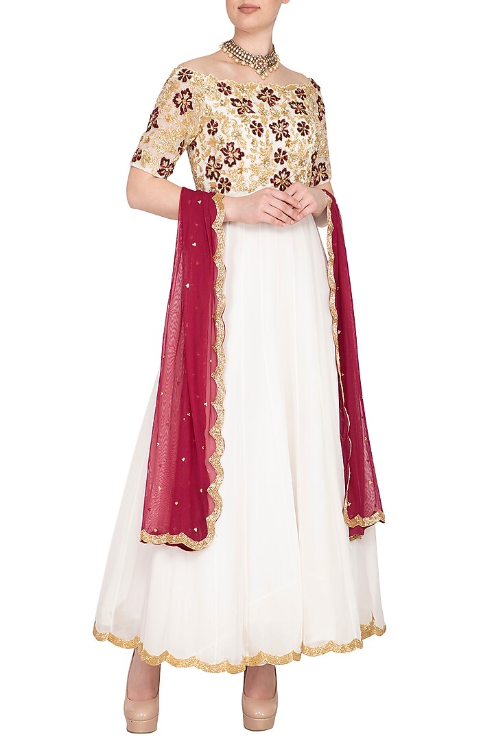 White Embroidered Wedding Anarkali Set by Neha Chopra Tandon at Pernia's Pop Up Shop