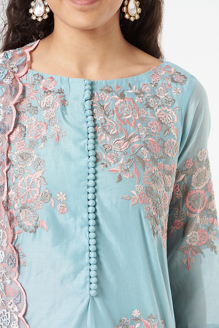 Powder Blue Embroidered Kurta Set by POULI at Pernia's Pop Up Shop