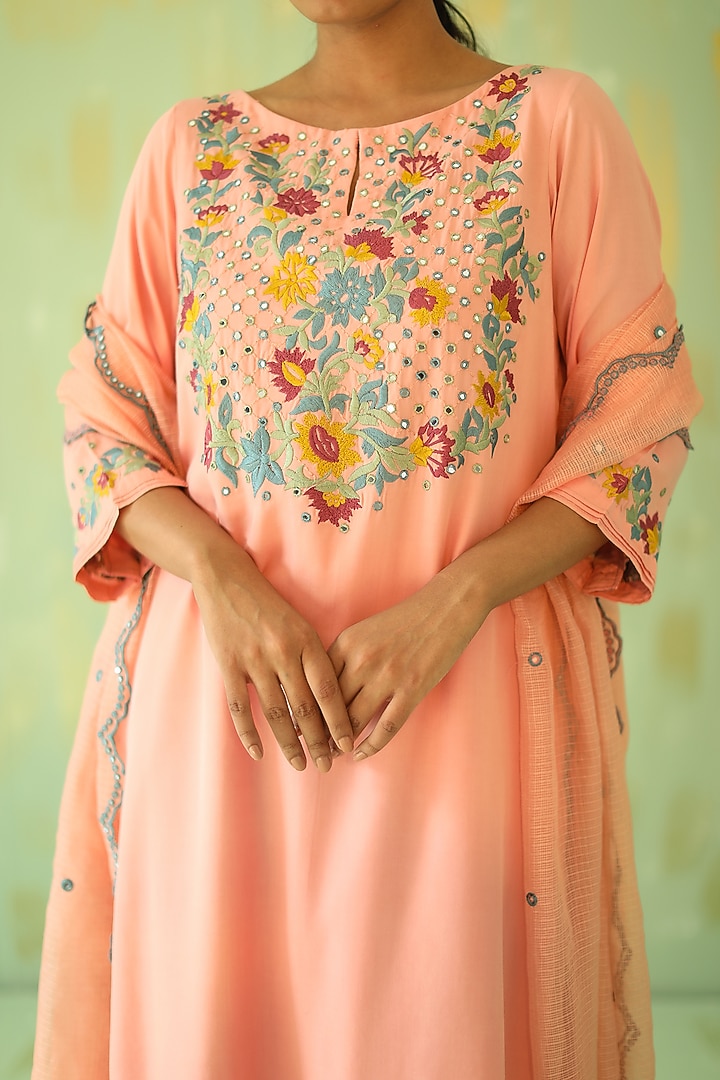 Coral Pink Embroidered Kurta Set by POULI at Pernia's Pop Up Shop