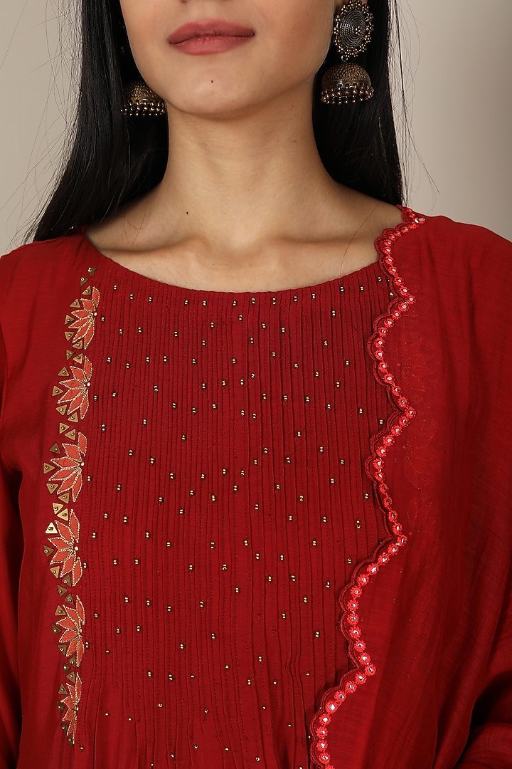 Maroon Embroidered Kurta Set by POULI at Pernia's Pop Up Shop