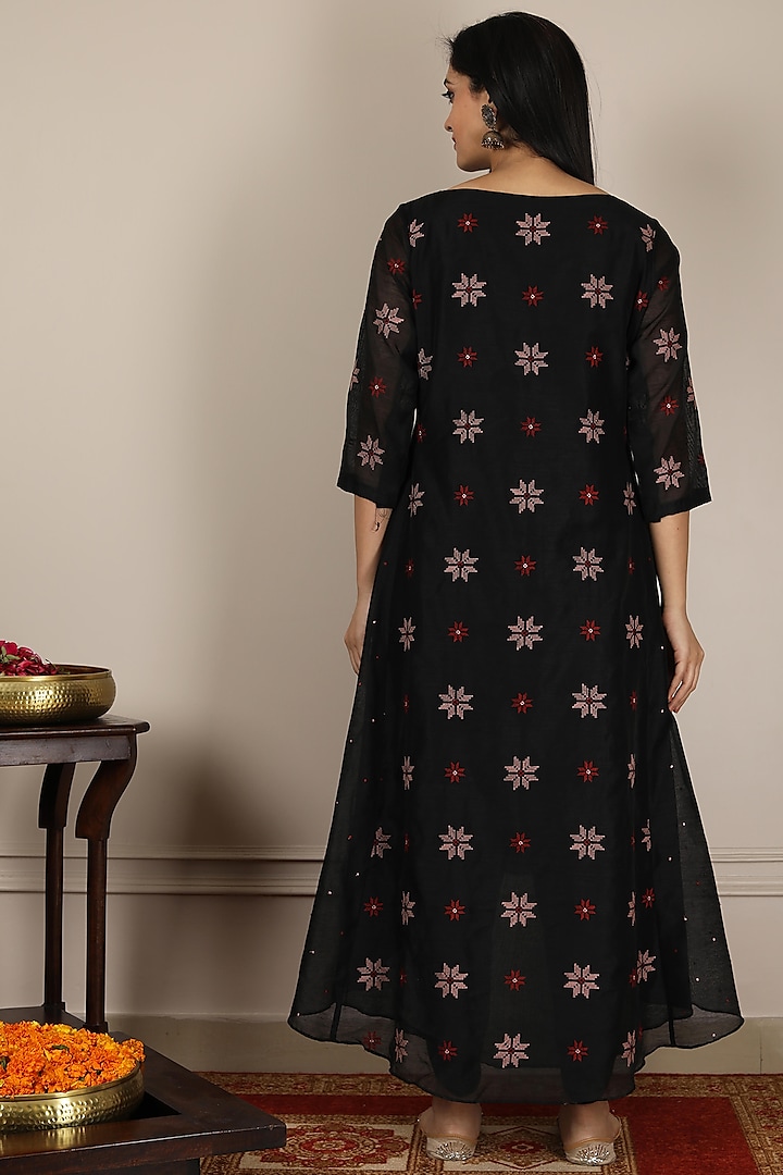 Black Embroidered Kalidar Kurta Set by POULI at Pernia's Pop Up Shop