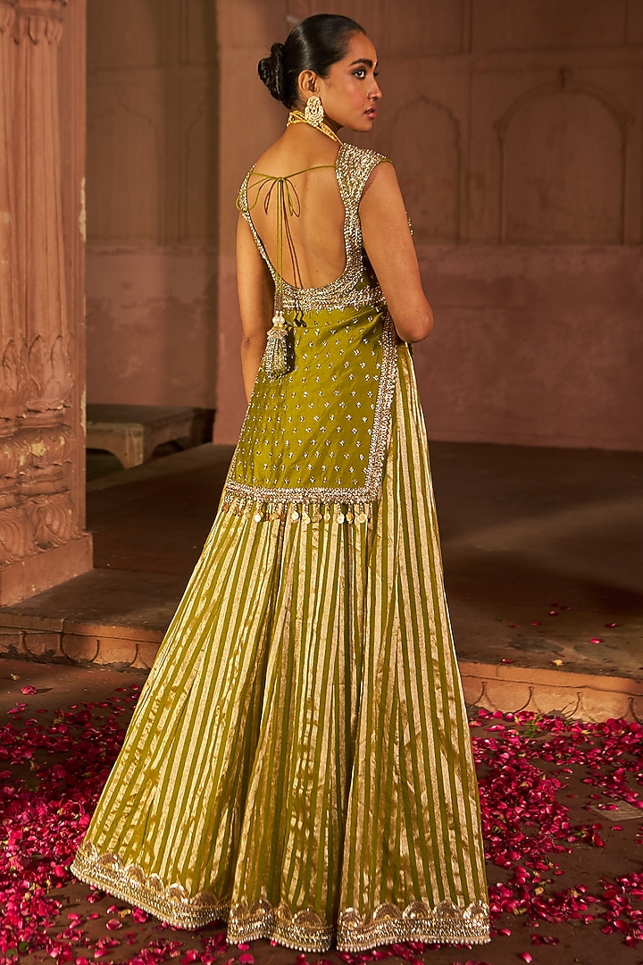 Mehendi Green Chanderi Sequins Embroidered Kurta Set by Nidhika Shekhar at Pernia's Pop Up Shop