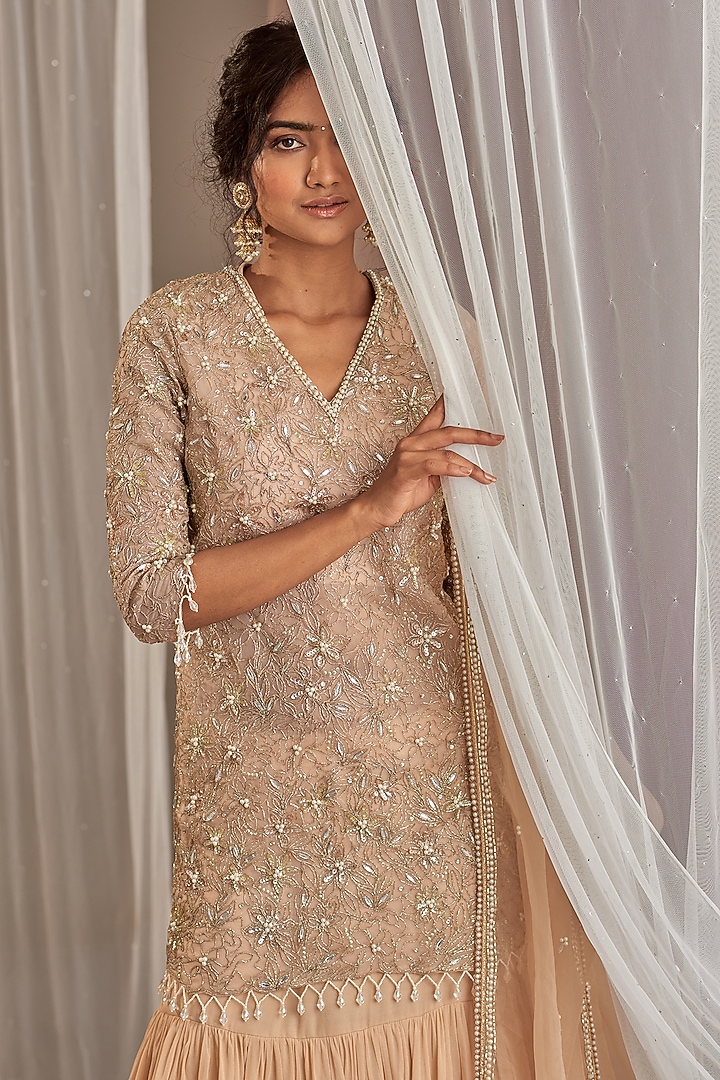Champagne Organza & Georgette Sequins Embroidered Kurta Set by Nidhika Shekhar at Pernia's Pop Up Shop